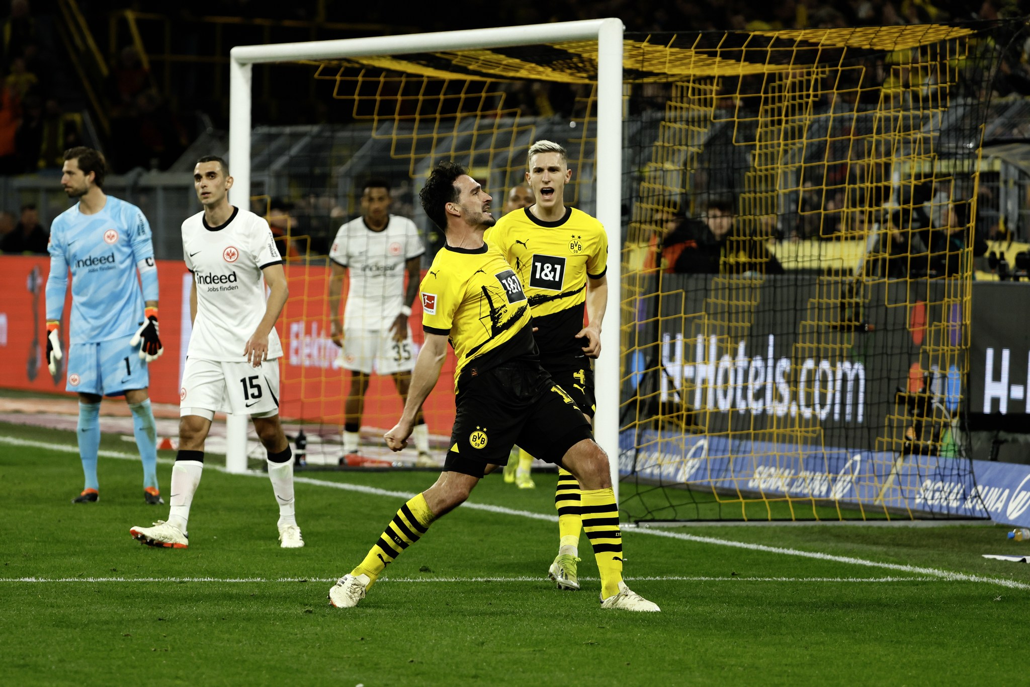 【ブンデスリーガ速報】マッツ・フンメルスの豪快ダイビングヘッドなどでドルトムントが快勝！ SPORTS DATA and ARTICLE