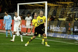 【ブンデスリーガ速報】マッツ・フンメルスの豪快ダイビングヘッドなどでドルトムントが快勝！