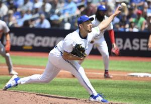 オリオールズ戦に先発し、６回１失点で３勝目を挙げたブルージェイズ・菊池＝トロント（ＵＳＡトゥデー・ロイター＝共同）