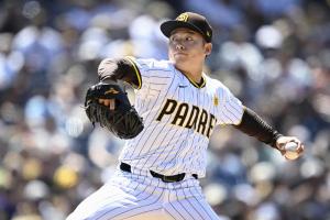 ナショナルズ戦の８回から２番手で登板し、１回を無安打無失点だったパドレス・松井＝サンディエゴ（ＵＳＡトゥデー・ロイター＝共同） 