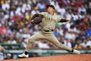 レッドソックス戦の７回に登板し、１回を１安打無失点だったパドレス・松井＝ボストン（ゲッティ＝共同）