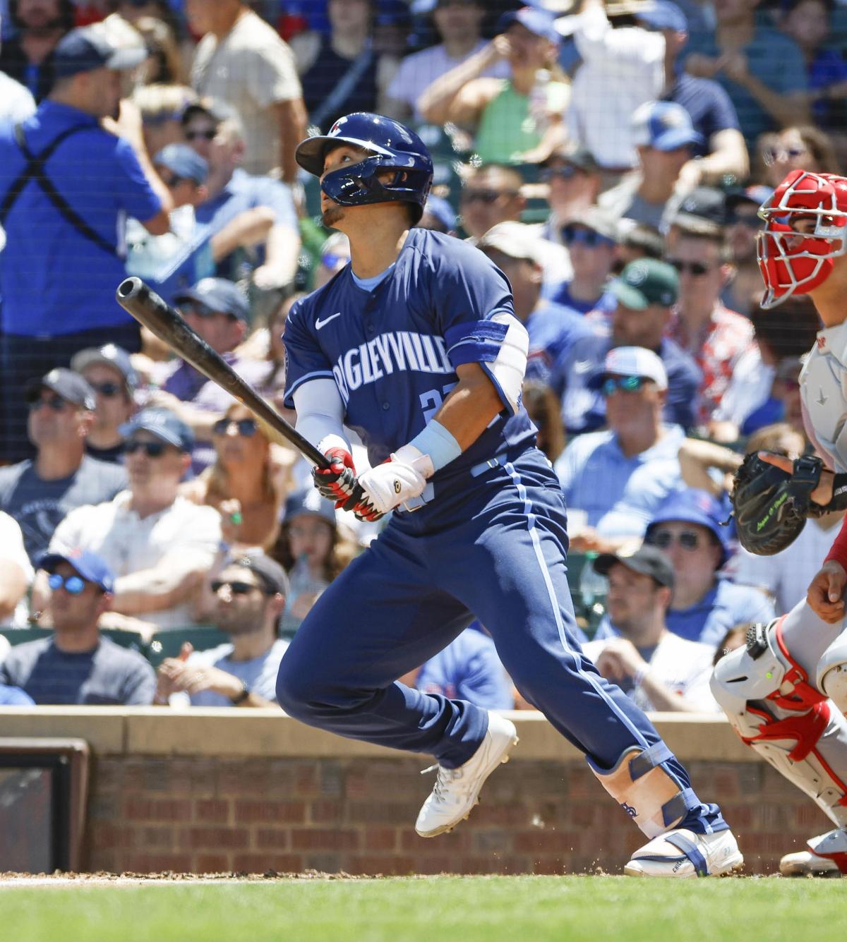 エンゼルス戦の１回、先制の１２号２ランを放つカブス・鈴木＝シカゴ（共同）