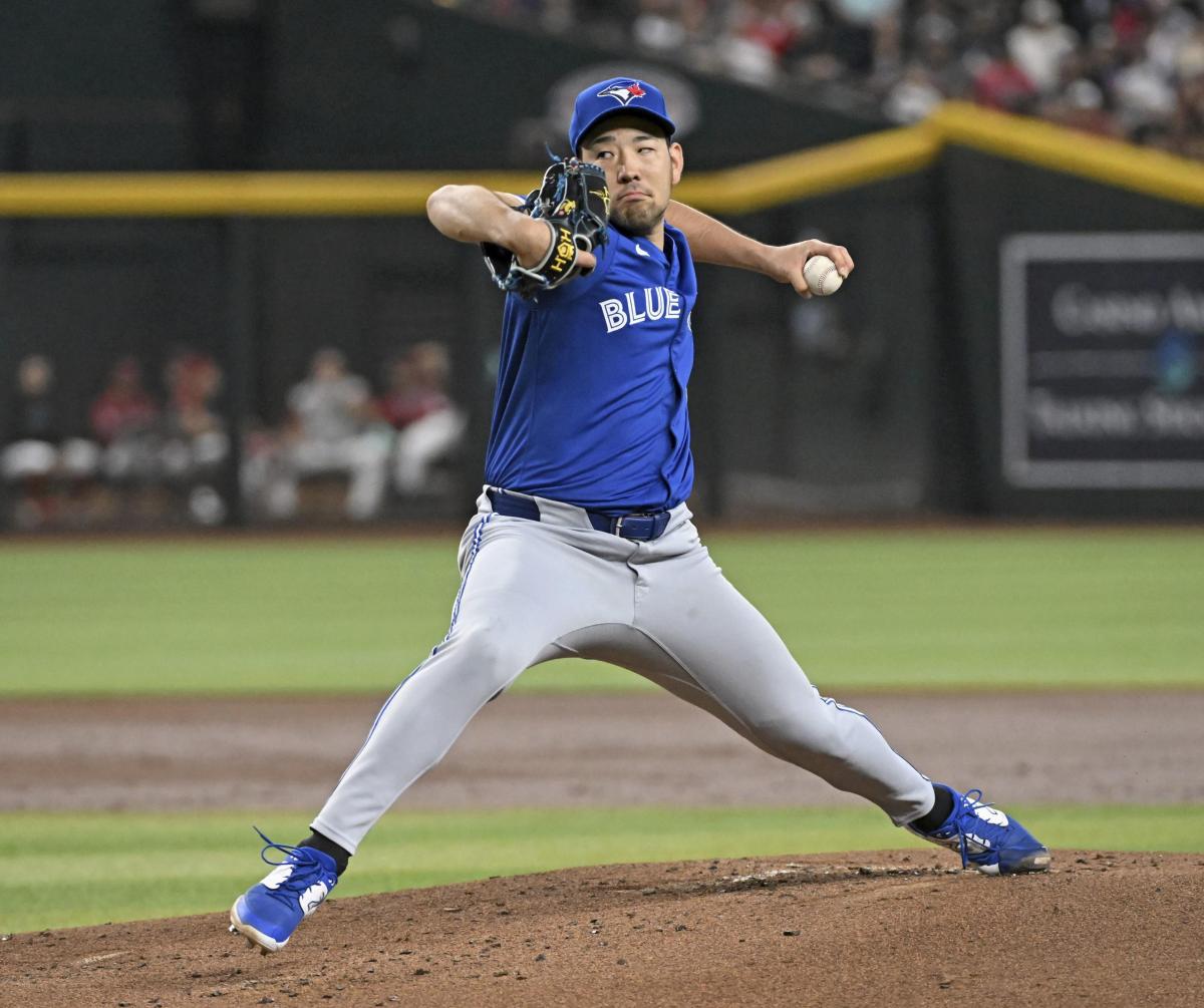 ダイヤモンドバックス戦に先発し、４回⅔を６安打７失点のブルージェイズ・菊池。勝ち負けは付かなかった＝フェニックス（ゲッティ＝共同）