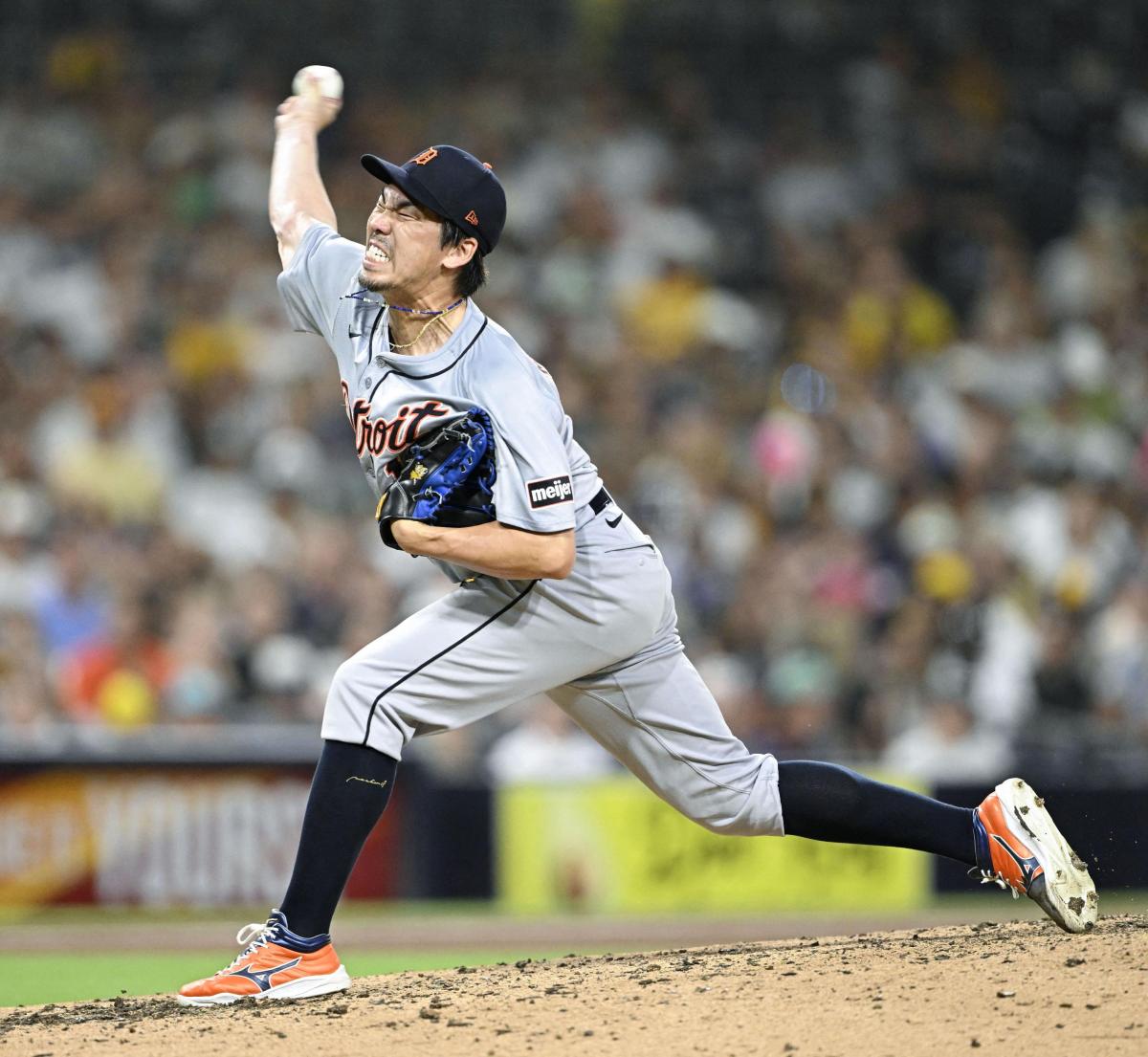 パドレス戦の６回途中から２番手で登板したタイガース・前田。１回⅔を無安打無失点だった＝サンディエゴ（ＵＳＡトゥデー・ロイター＝共同）