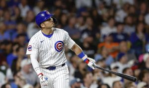 ナショナルズ戦の３回、同点２ランを放ったカブス・鈴木＝シカゴ（ＵＳＡトゥデー・ロイター＝共同）