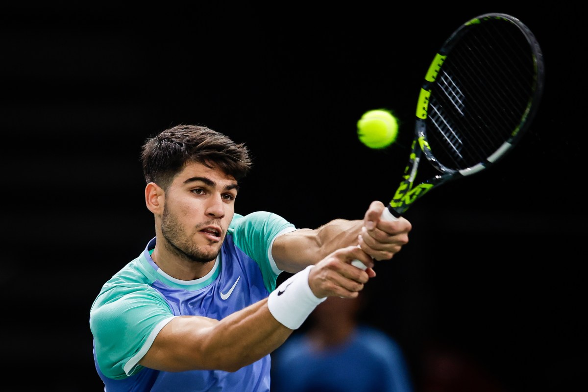 October 31, 2024, Paris, France, France: Carlos ALCARAZ of Spain during the fourth day of the Rolex Paris Masters 1000 tennis tournament at Accor Arena on October 31, 2024 in Paris, France. (Credit Image: Â© Matthieu Mirville/ZUMA Press Wire)、クレジット：©　Ｍａｔｔｈｉｅｕ　Ｍｉｒｖｉｌｌｅ／ＺＵＭＡ　Ｐｒｅｓｓ　Ｗｉｒｅ／共同通信イメージズ