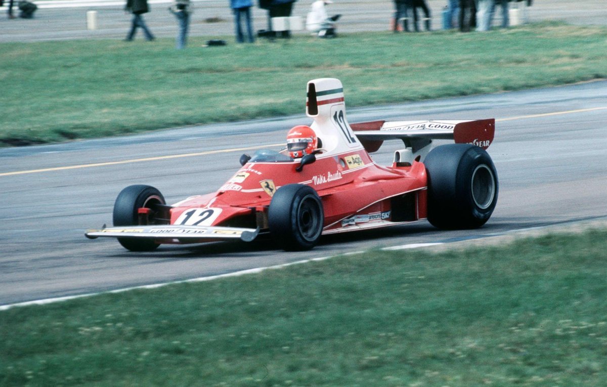 Motor Racing 「Ｎｅｗｓｃｏｍ」 British Grand Prix  Silverstone July 1975
Motor racing 70s
Niki Lauda - Ferrari 312T
19/7/1975
 (Newscom TagID: mrpphotos009661.jpg) [Photo via Newscom]、クレジット：Ｍｉｒｒｏｒｐｉｘ／ニューズコム／共同通信イメージズ