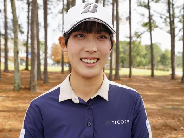 取材に応じる馬場 米女子ゴルフ最終予選会