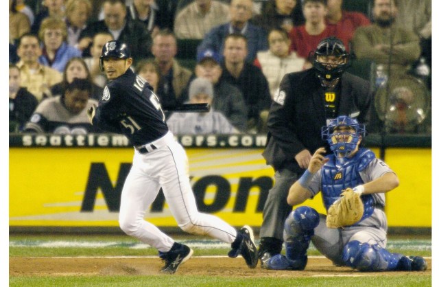 イチローさんがシーズン最多２５９安打