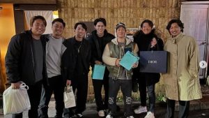 佐々木朗希、同期企画の“おめでとう会”で笑顔「最強の同期」「尊い」の声