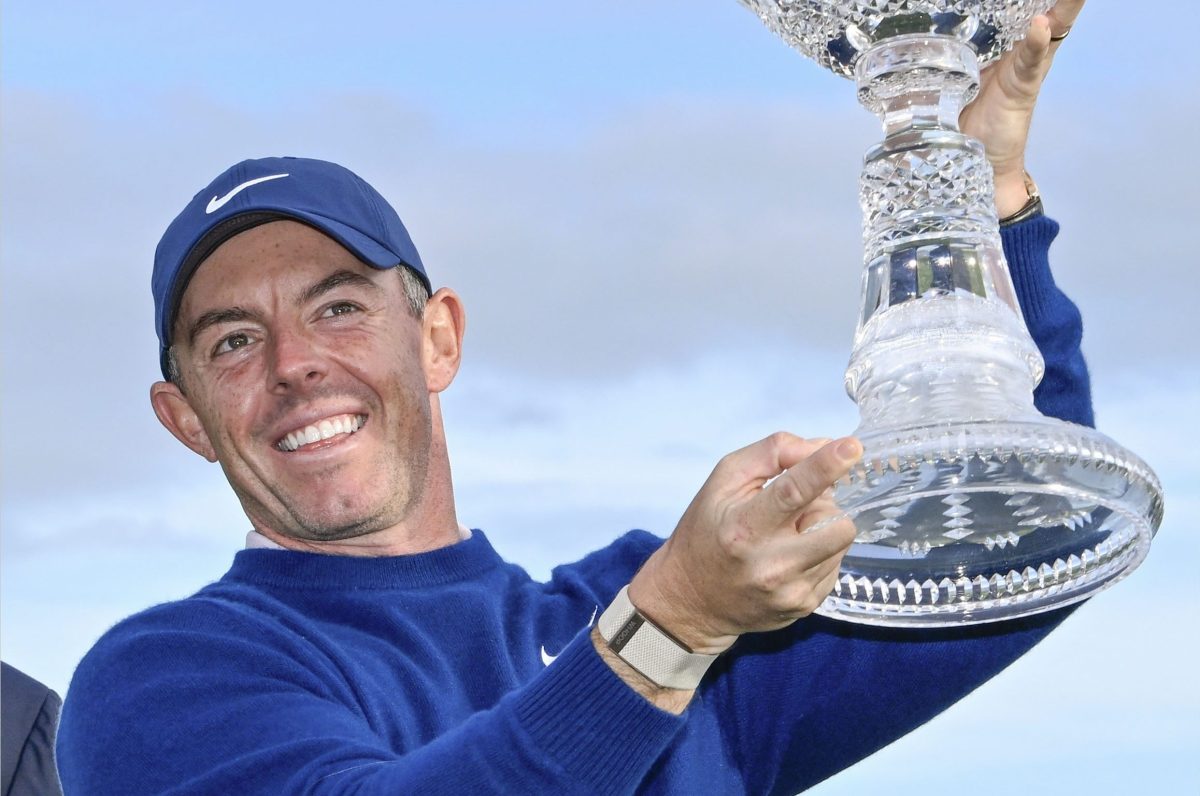 優勝したマキロイ ＡＴ＆Ｔプロアマ最終Ｒ 　通算２１アンダーで優勝したロリー・マキロイ＝ペブルビーチ（共同）