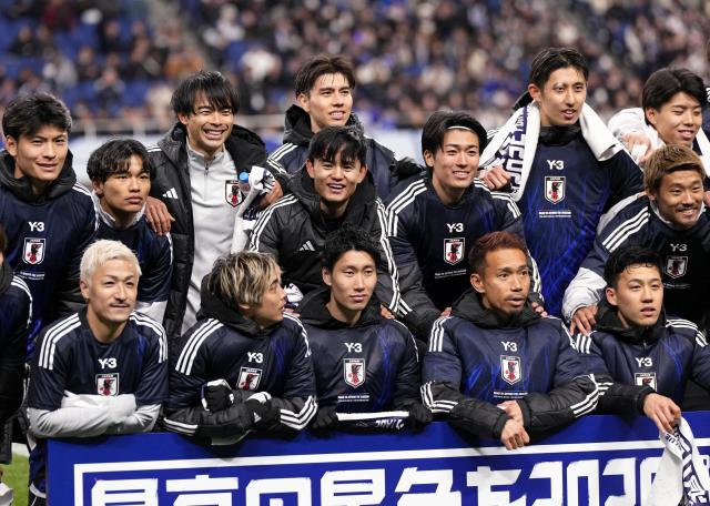 笑顔の久保建英ら 日本、８大会連続Ｗ杯へ