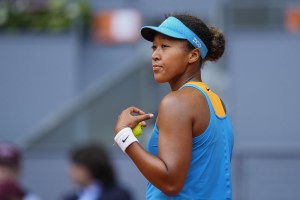 Naomi Osaka during the match between Japan‘s Naomi Osaka and Italy‘s Lucia Bronzetti of the Mutua Madrid Open 2025, ATP Masters 1000 and WTA 1000, tournament celebrated at Caja Magica on April 22, 2025 in Madrid, Spain. (Photo by Jose Breton/Pics Action/NurPhoto)、クレジット：Ｊｏｓｅ　Ｂｒｅｔｏｎ／ＮｕｒＰｈｏｔｏ／共同通信イメージズ　※RESTRICTED TO EDITORIAL USE
