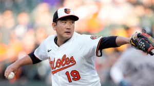 菅野智之の“チーム1位の成績”をMLBが称える「ナイスピッチング！」「3勝目おめでとう」