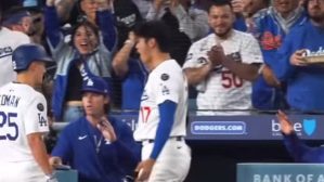 「あんまり上手じゃない」大谷翔平の控えめな“種シャワー”にツッコミ殺到