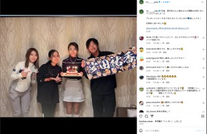 「2勝目おめでとう」「V3期待」 安田祐香、笑顔の優勝祝いショットをお披露目