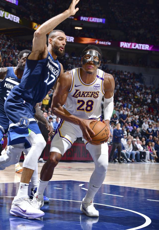 プレーする八村 ＮＢＡプレーオフ
