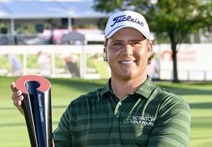 プレーオフを制し優勝したアルドリッチ・ポトヒーター＝デトロイトＧＣ（共同）