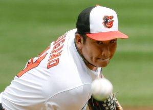 マリナーズ戦に先発し、５回⅓を３安打１失点で１０勝目を挙げたオリオールズ・菅野＝ボルティモア（共同）