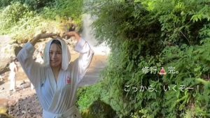 「神の領域に入りましたね」女子プロゴルファー・河本結、過酷な“滝行”でびしょ濡れに　「こっから、いくぞー！」と復活誓う