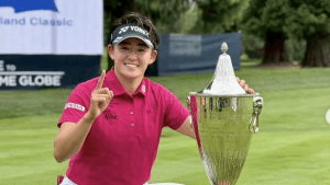 岩井明愛、”双子史上初”のLPGAツアー初優勝に祝福の嵐「最強ツインズ見せつけちゃいましたね」