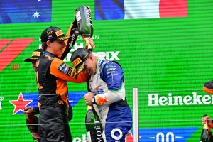 ハジャーが初の表彰台を獲得！ピアストリがポール・トゥ・ウィン　角田は9位入賞【F1オランダGP決勝】