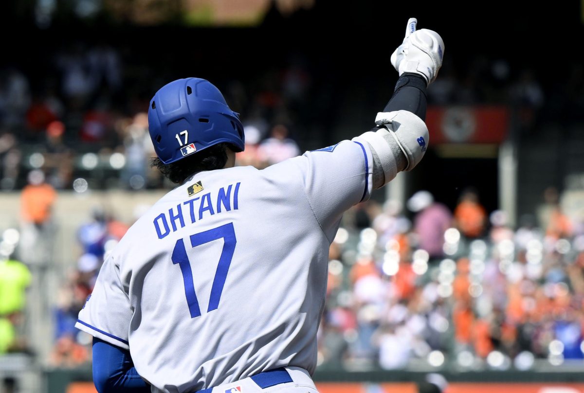 オリオールズ戦の３回、４８号ソロを放ち塁を回るドジャース・大谷＝ボルティモア（共同）