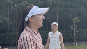 金田久美子「人生色んなことがあります」 首痛での苦悩吐露も…練習動画に乱入した“陽キャオバケ”にファン爆笑