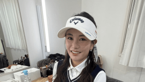 河本結、ハーフアップで“カワユイ”ヘアに絶賛の声　「お嬢様度が爆上がり」「気絶しそうなくらい美しい」