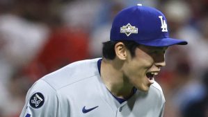 米大リーグ 　佐々木朗希、ドジャース、米大リーグ、ＴＯＤＡＹ　ＩＮ　ＭＬＢ＝２０２５（令和７）年１０月４日、米国（共同）