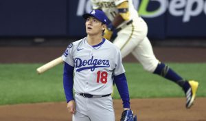 ブルワーズ戦の１回、チョウリオに先頭打者本塁打を浴びたドジャース・山本＝ミルウォーキー（共同）