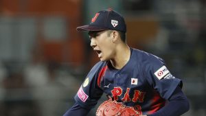 Ｕ―１８Ｗ杯の米国戦で力投する群馬・健大高崎高の石垣元気投手＝９月、沖縄セルラー