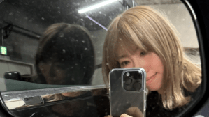 「1枚目、瀧本美織ちゃんかと」「この可愛さは死ぬ」　木村彩子、車のサイドミラーで自撮りしファン驚き「※車のミラーなんて可愛く映らないのに」