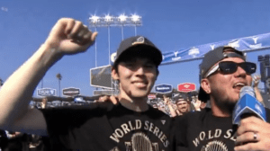 佐々木朗希「ノリが悪い？」ロハスが粋な無茶ぶりでを祝福　照れ笑いの誕生日サプライズに「恥ずかしそうな朗希可愛いな」