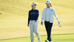 渋野日向子＆佐久間朱莉の笑顔ショットにSNSほっこり　最終盤の空気感に「楽しそう」「ラストスパートだ」