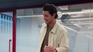 「ショウヘイ！？」ロイヤルズ若手、野球カード開封で大谷翔平のレアカード引き当て大興奮　「リアクションが可愛すぎる」「推せるわ」とSNSほっこり　