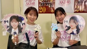 卓球・平野美宇「小さい時からアイドルになりたいって…」　AKB48武道館で“推しうちわ”片手に大興奮＆初MCの大役も笑顔
