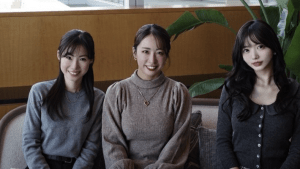 園田彩乃、美女と並んでも「スタイルが別格」「凄い！！」豪華アフターヌーンティーショットに反響