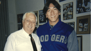 松井秀喜、“幻のドジャース加入”姿に「貫禄すごい」と衝撃！　名将ラソーダ氏との「秘蔵交渉ショット」に世界がどよめく