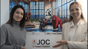 「豪華な組み合わせ」荒川静香、44歳・トリノの女神と奇跡の再会！　五輪現地での“神々しい2ショ”に感動