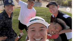 「ヘッドスピードヤバい」山本由伸、丸山茂樹らとアリゾナでゴルフ満喫　貴重なスイング動画に野球ファンも注目