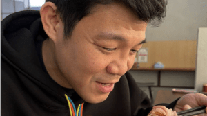 「これだけはやめられへん」元プロボクサーの食事風景に意外な反響　「鈴木亮平に見えた」「いったい何歳やねん」