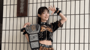 「お見事でした」人気声優・上坂すみれ、プロレスデビューで王座奪取　「思った以上の身体能力」「今後は防衛で大変そう」と注目