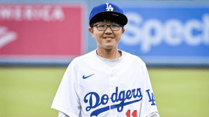 佐々木朗希、ロッテ時代からの“特別な友人”をアメリカへ招待　4年前から続く絆にファン感動「すごい幸せな時間」「勝利のエンジェル」