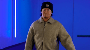 カブス今永昇太、まるでランウェーな球場入り私服ショット「虜になりました」「カッコイイ」