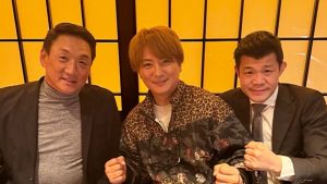 「腹どないなってるん！？」金本知憲の近影に衝撃　亀田興毅＆上地雄輔と“異色3ショット”「鉄人のお腹が…」「思ってるアニキと違う」