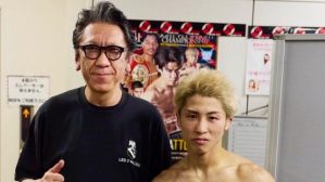 「ドラゴンボールみたい」布袋寅泰、井上尚弥の“バキバキ肉体”と対面　決戦直前の豪華2ショット「モンスターの眼は燃えてた」