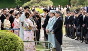 「披露宴かと思った」りくりゅう、春の園遊会での“美しすぎる着物姿”　 宮内庁がレアショット公開「りくちゃん綺麗」「何度観ても惚れ惚れ」