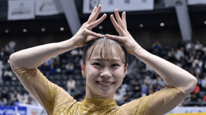 体操・杉原愛子「どっちの色が好きですか？」腹筋ムキムキの“アイタード姿”にファン騒然　「まっまぶしい」「華があるなぁ」