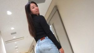 園田彩乃「店員さんに言われて…」美しいヒップライン際立つ抜群スタイル　「デニムクィーン」「めっちゃスタイル良い」ファン感嘆
